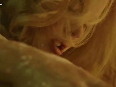 Gewelfde vrouw kent haar werk heel goed amateur porn cinema