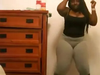 Atletische MILF met grote tieten geneukt in gratis sexfilmpjes amateur de kleedkamer