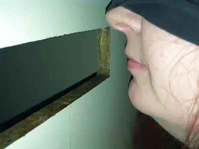 MJ sexfilms amateurs Fresh zuigt grote pulserende lul in POV