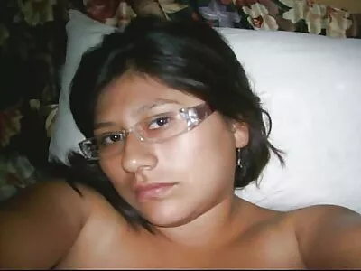 Yola Flimes krijgt haar mollige poesje goed en correct gratis amateur sexfilm geneukt