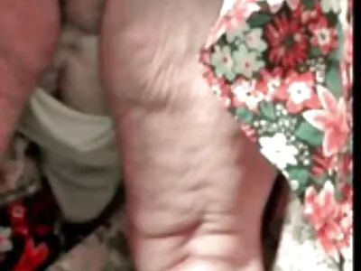 Vuile video porno amteur meiden hebben een triootje