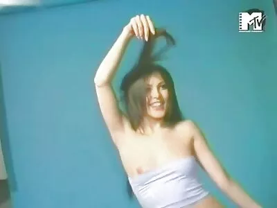 Rachel Starr heeft de harde vriendje-lul van haar zus nodig erotic amateur movie