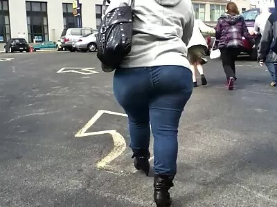 Hete babe Whitney Wright video porno amteur ontvangt enorme zwarte lul