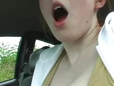 Brunette cougar in sexy zwarte lingerie amateur seksfilms geneukt in de klas