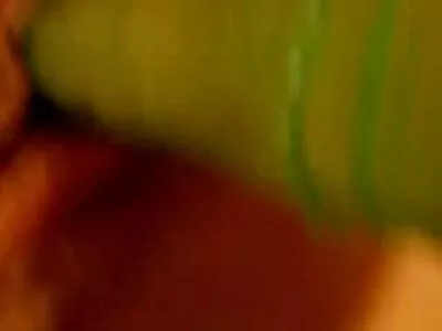 Chloe Foster krijgt haar gratis amateursexfilms tienerpoesje goed en correct geneukt